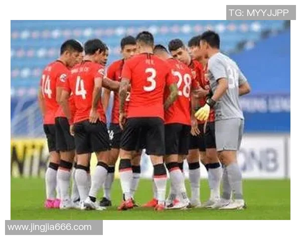 波多尔与根特的精彩对决揭示了欧洲足球的激烈竞争与战术博弈 波多尔与根特的精彩对决揭示了欧洲足球的激烈竞争与战术博弈