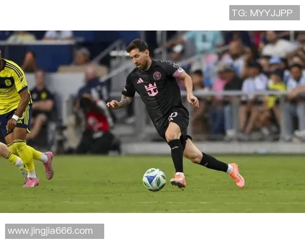 梅西助攻帽子戏法，巴塞罗那客场大胜皇家社会