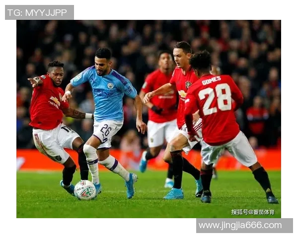 曼联内部训练赛：红魔士气高涨，制服对手取胜