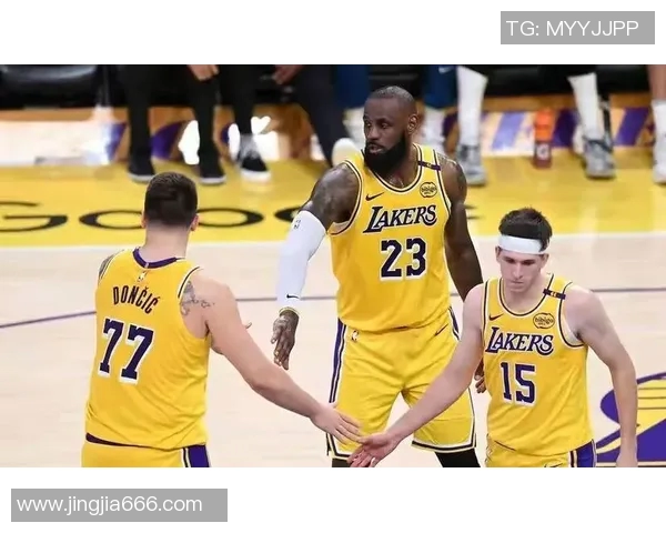 湖人对决快船精彩直播回顾与赛后分析尽在此处