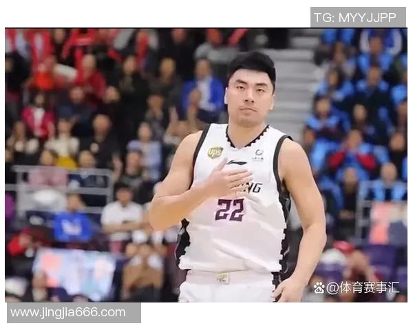 李晓旭的成长之路：从普通学生到篮球场上的耀眼明星